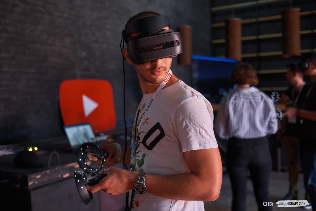 Кращі ідеї новорічних подарунків для колег і начальства