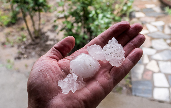 В Ужгороді пройшов сильний град