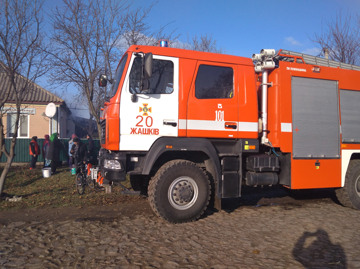 У Черкаській області стався вибух у житловому будинку, є постраждалі