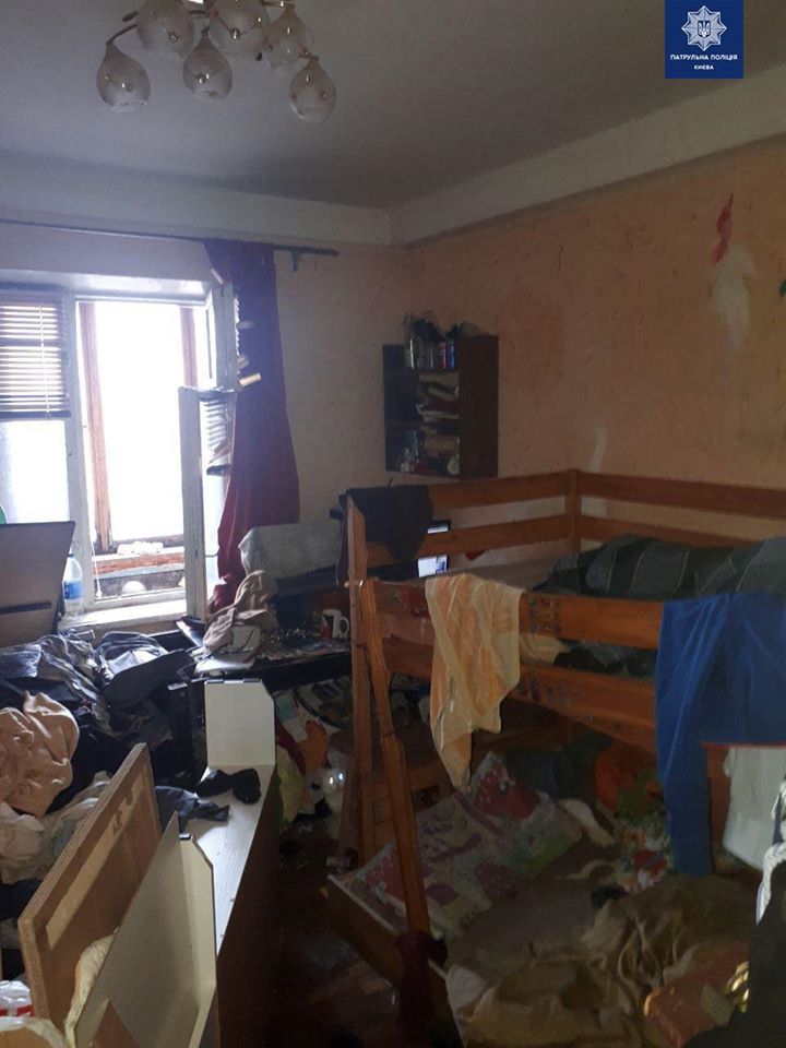 В Киеве на улице нашли 6-летнюю девочку: ее история потрясла &quot;копов&quot;