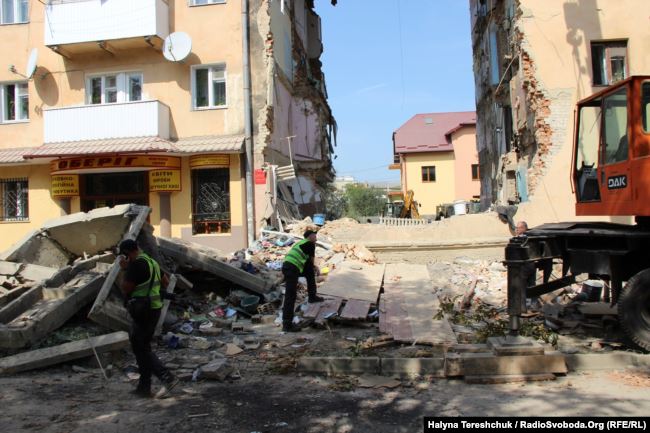 Я не буду бігати за кожним: у Дрогобичі розгорається скандал з мешканцями зруйнованого будинку