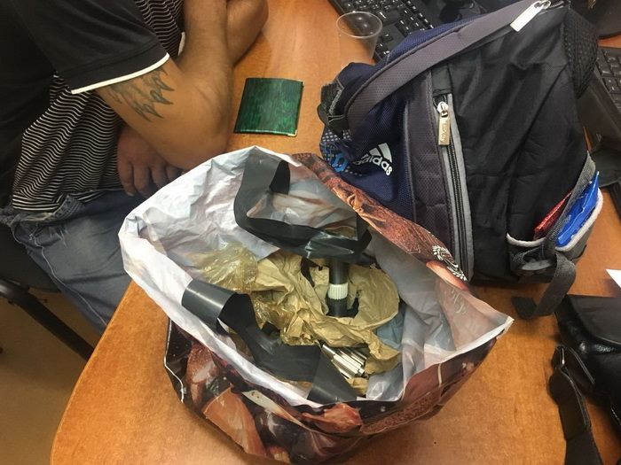 СБУ затримала українця, який намагався вивезти до РФ запчастини до авіадвигунів