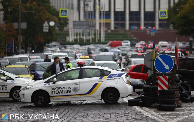Центр Киева перекрыли владельцы авто с иностранной регистрацией