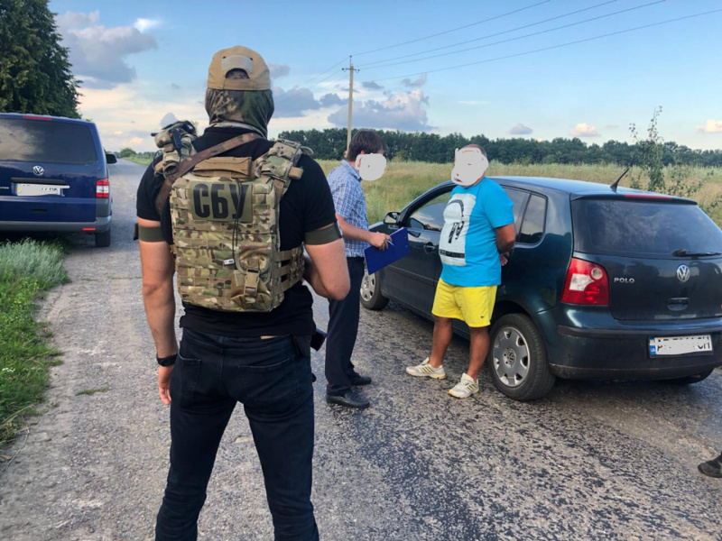 СБУ затримала керівника одного з підрозділів ДФС у Вінницькій області