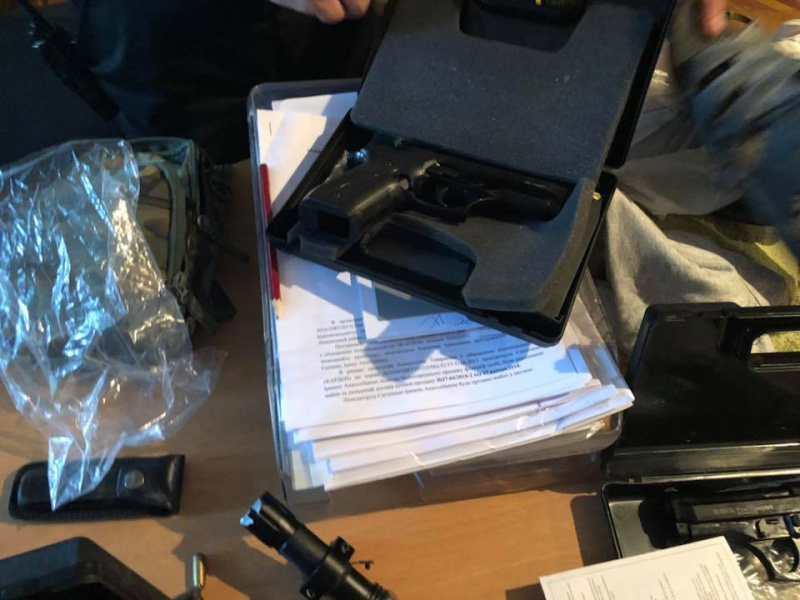 В Одесі озброєні люди захопили підприємство