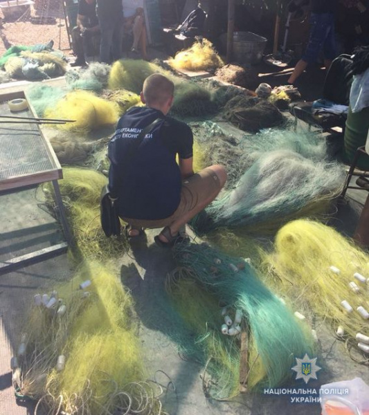 В заповеднике в Николаевской области браконьеры вылавливали креветки в промышленных масштабах