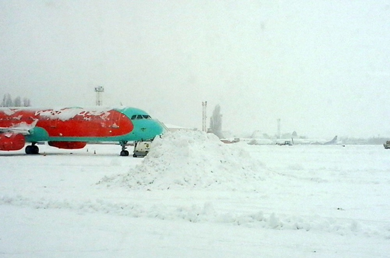 Снегопад помешал &quot;Черноморцу&quot; вовремя отправиться на сбор