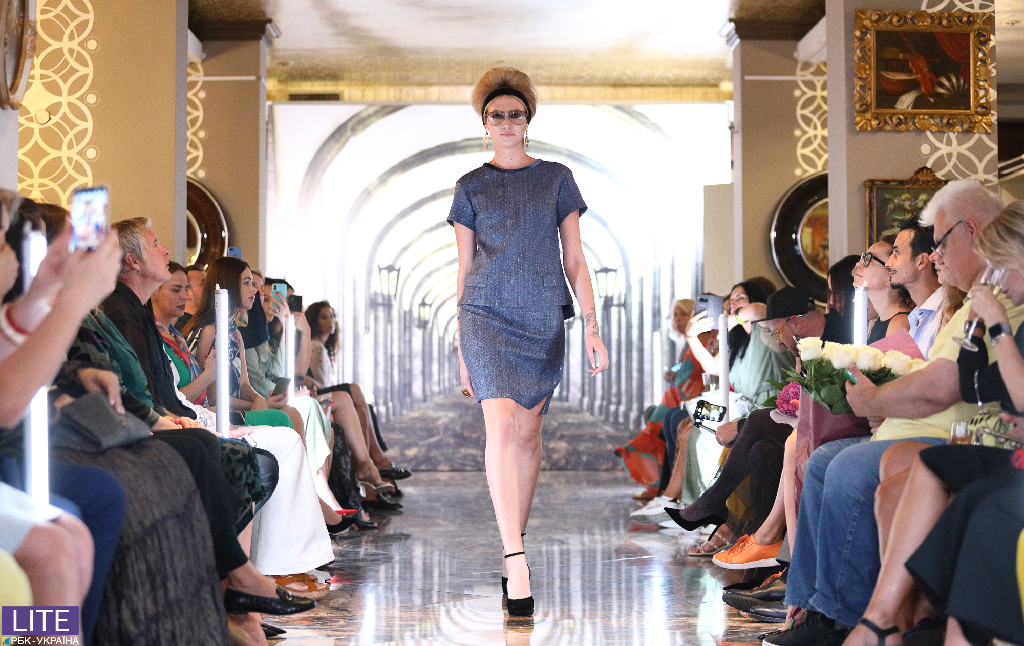 Катрин Денев и золотая классика: Виктория Гресь представила новую коллекцию осень-зима 2019/20