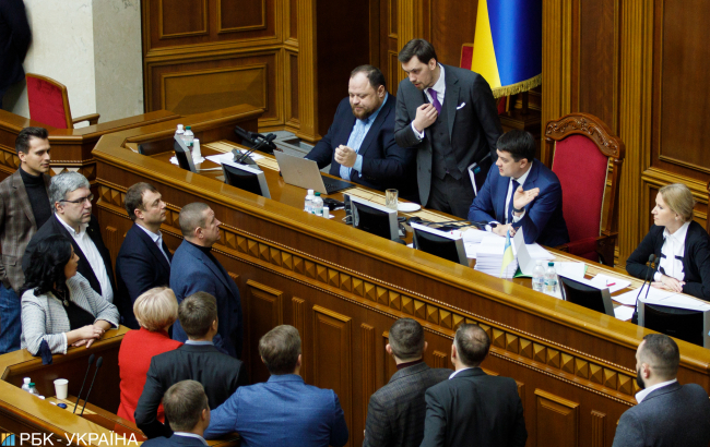 Ушли в землю: как в "Слуге народа" хотят разблокировать работу Верховной рады