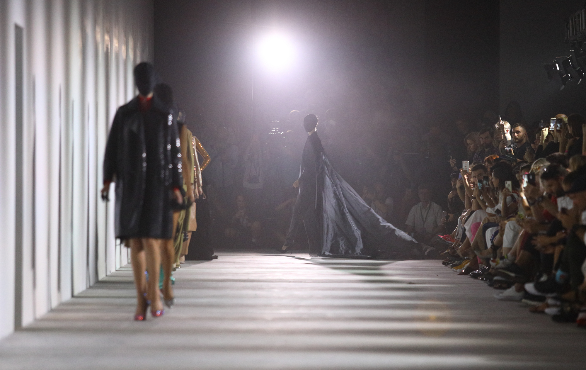 Ukrainian Fashion Week весна-лето 2020: как прошел первый день самого модного события сезона