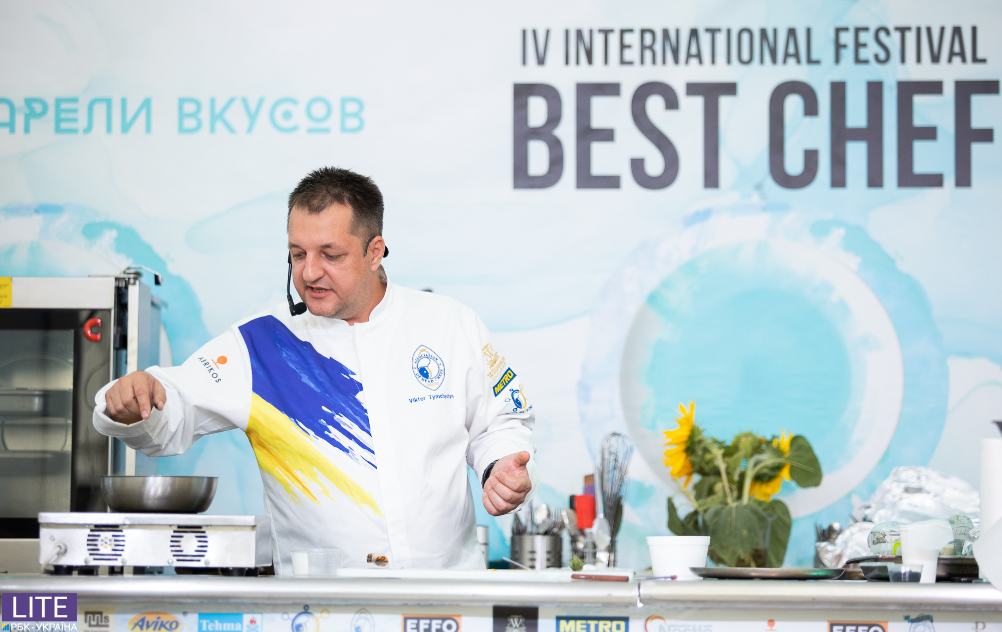 Карпаччо з соняшника і десерт з насіння: відомий шеф-кухар показав різноманітність української кухні