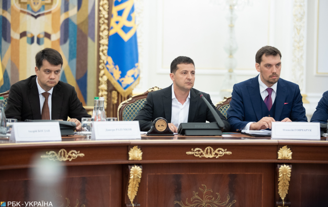 Великі плани: що Володимир Зеленський доручив зробити Раді та новому Кабміну