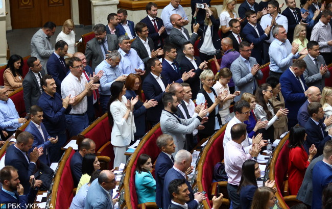 Вхід за списками: як у Зеленського змінюють правила виборів