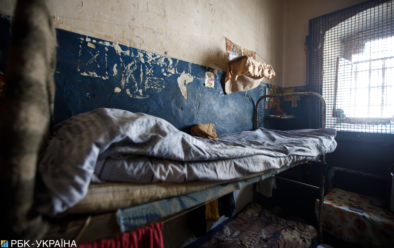 Сидеть с комфортом: как выглядят и работают платные камеры в Лукьяновском СИЗО