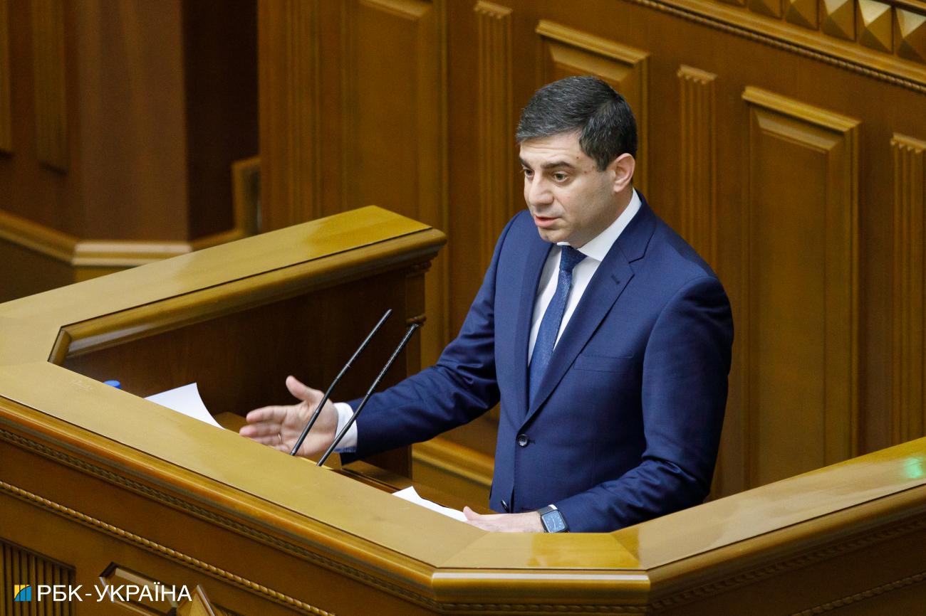 Друзья по интересам. Как &quot;За майбутнє'&quot; и &quot;Довира&quot; строят отношения с властью