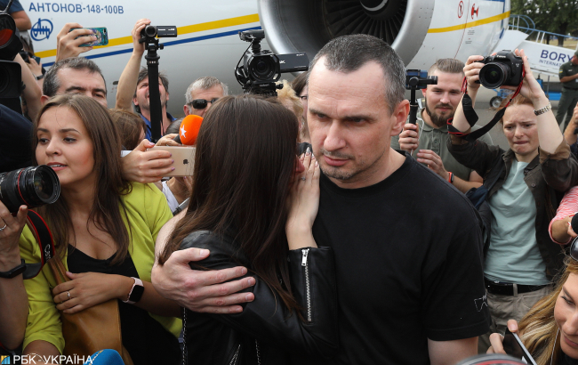 Дала йому в морду: сестра Сенцова розповіла про емоційну зустрічі з братом