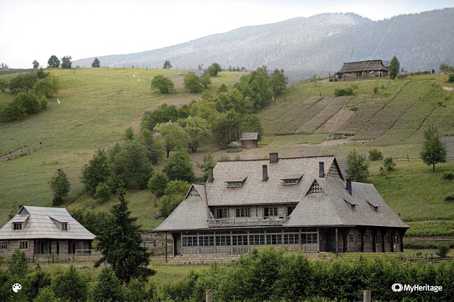 Где и как отдыхали украинцы 100 лет назад: уникальные цветные фото