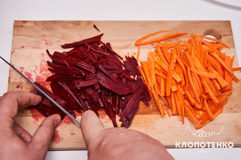 Смачно, як у мами: Клопотенко розкрив секрет приготування борщу в мультиварці