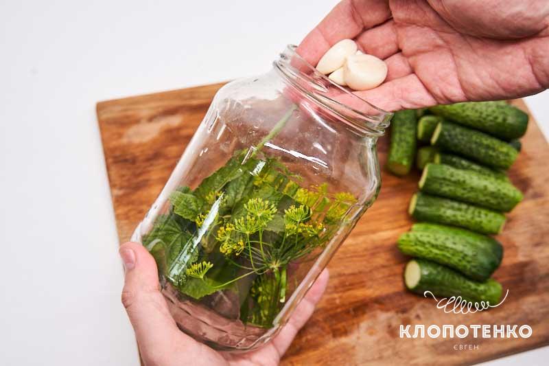 Клопотенко раскрыл секрет идеальных огурцов с кетчупом чили: вкус &quot;взорвет&quot; ваши рецепторы!