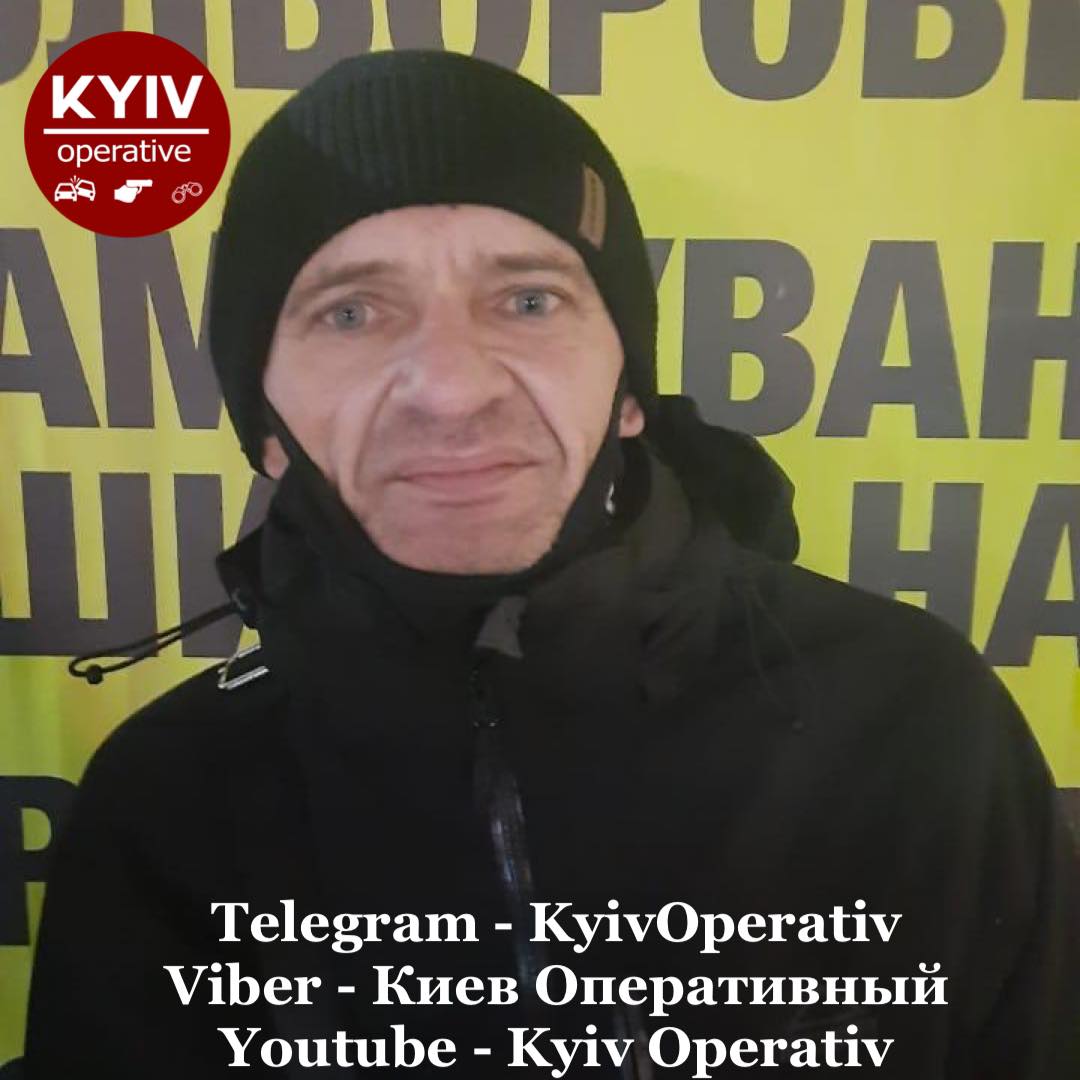 У Києві нахабні злодії обікрали дівчинку на очах у поліцейських (фото)