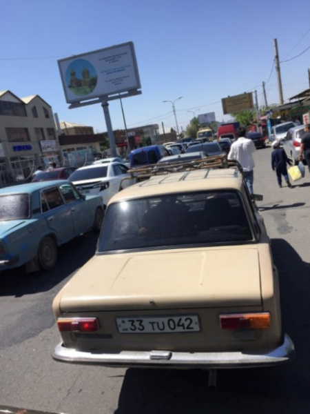 Протестувальники у Вірменії перекрили дорогу в столичний аеропорт &quot;Звартноц&quot;