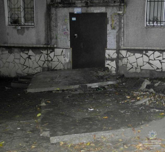 Поліція відкрила справу за фактом обвалу частини будинку в Кам'янському