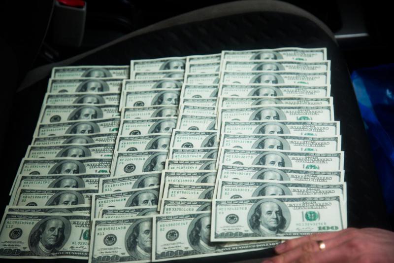 НАБУ разоблачило на взятке в 5 тыс. долларов замглавы отдела ГПУ