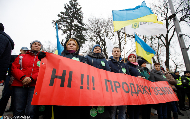 Реформа на грани: как Зеленский убедил &quot;слуг народа&quot; поддержать рынок земли