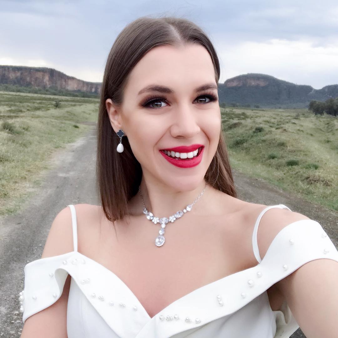 Мисс Украина Вселенная 2019: яркие фото красавицы