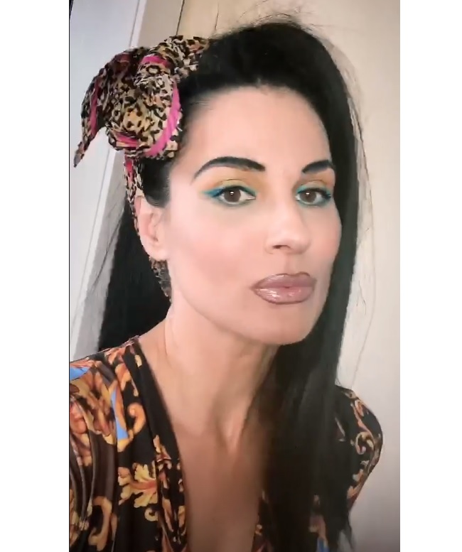 Яскрава Маша Єфросиніна