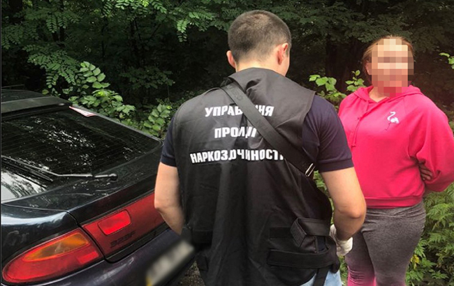 В Киеве разоблачили преступную группу, которая распространяла психотропные препараты