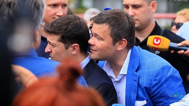 Богдан зізнався, що шепоче на вухо Зеленському