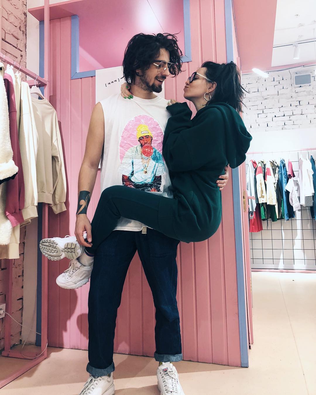 Фото: Владимир Дантес и Надя Дорофеева (instagram.com/nadyadorofeeva)