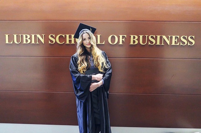 Кар'єра та особисте життя: що відомо про 23-річну доньку Анастасії Заворотнюк