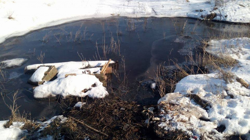 У Донецькій області затопило брудом зміцнення ЗСУ