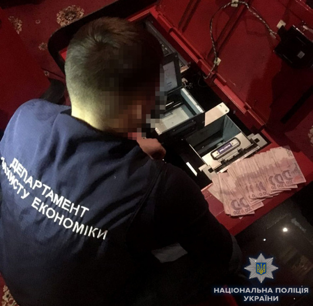 Под Харьковом полиция закрыла целую сеть подпольных казино