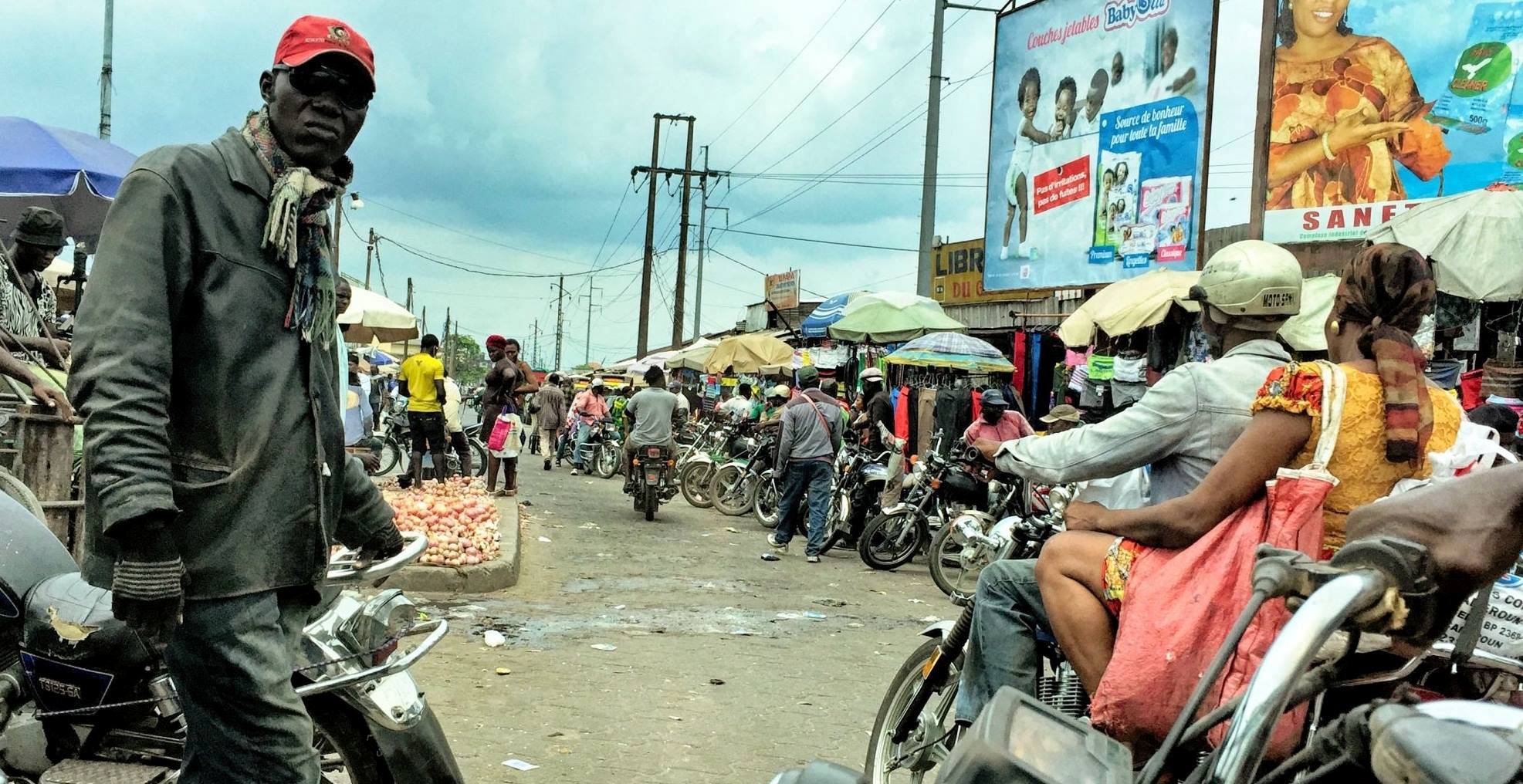 Українець, який відвідав усі країни світу: Одного разу потрапив під ракетний обстріл в Іраку