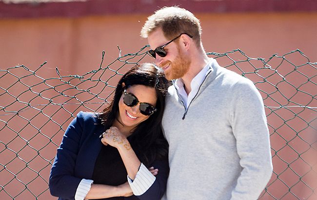 Вона не сором'язлива фіалка: королева знову незадоволена Меган Маркл