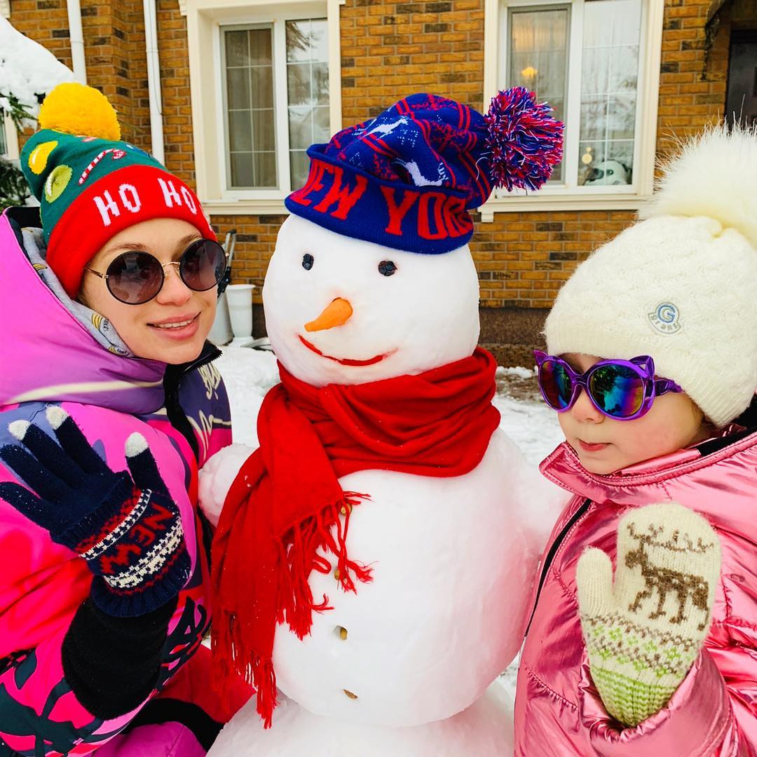 Яна Соломко с дочкой