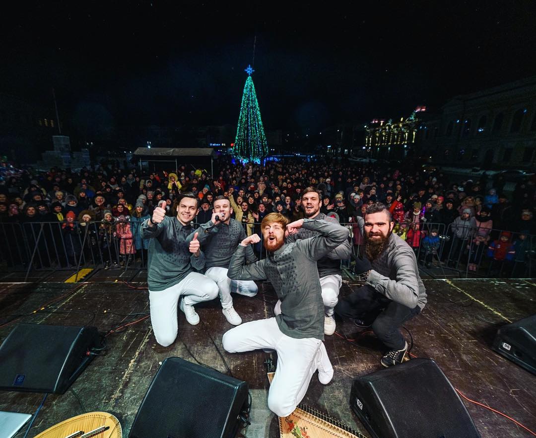 "Это круто": коллектив бандуристов "Шпилясті кобзарі" показал драйв на Голосі країни