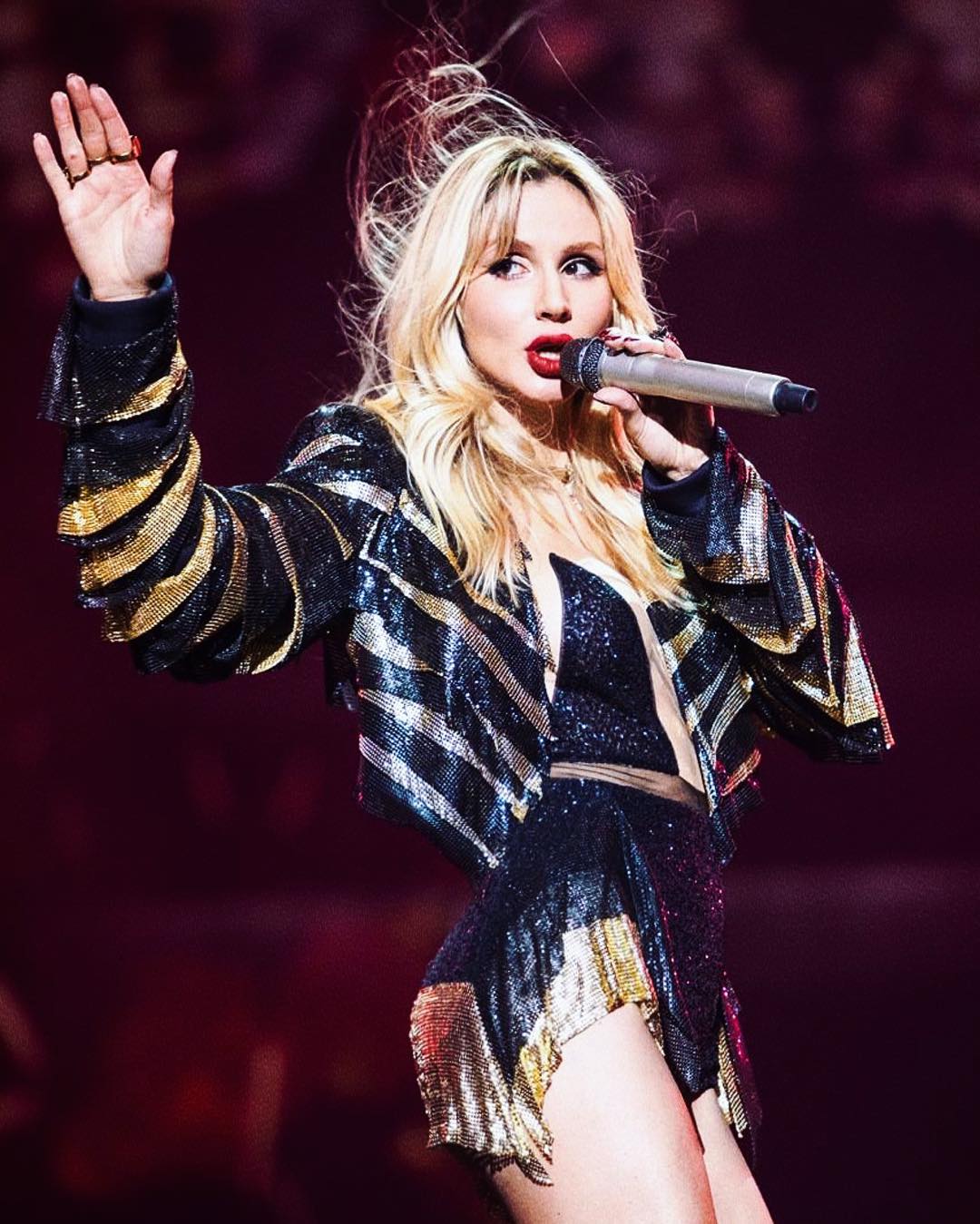 "Крутая задумка": Светлана Лобода ошарашила поклонников эпатажным номером