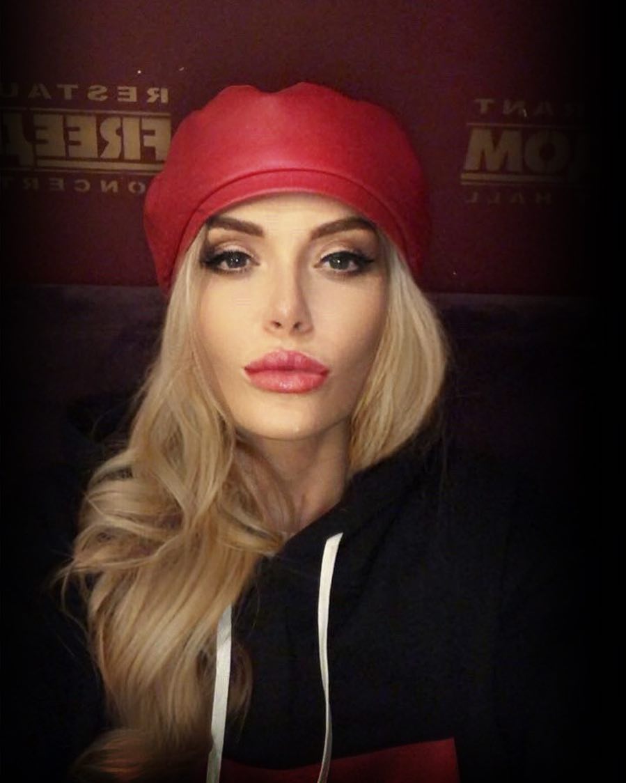 "Тепер нас троє": Слава Камінська поділилася з шанувальниками своєю радістю