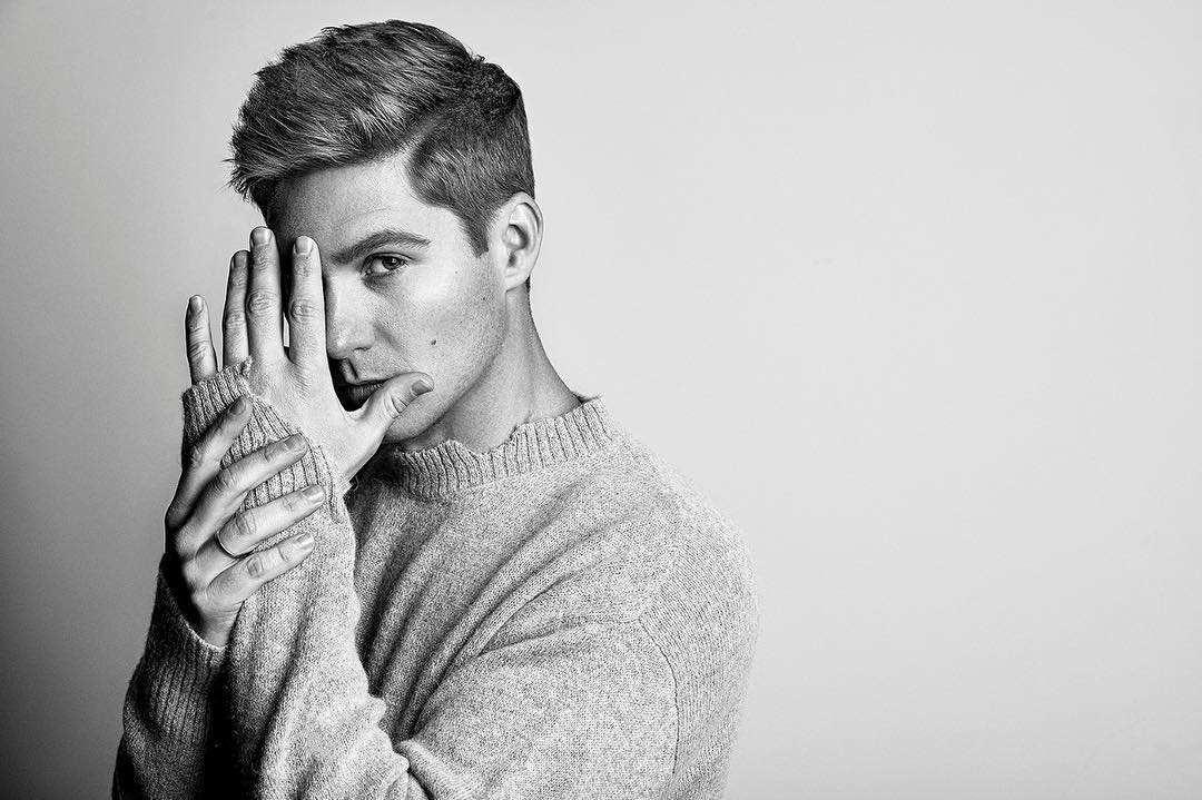 "Идеал мужской красоты": Владимир Остапчук поразил воображение поклонниц (фото)