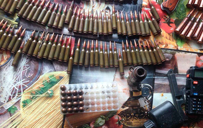 У жителя Одеської області правоохоронці вилучили зброю та боєприпаси