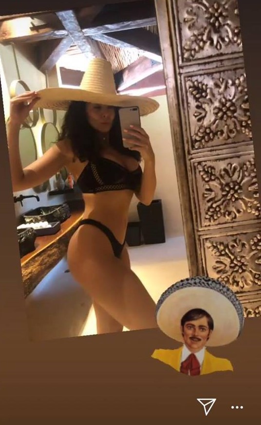 Кто круче: Полякова, Каменских и Лорак похвастались фигурами в бикини