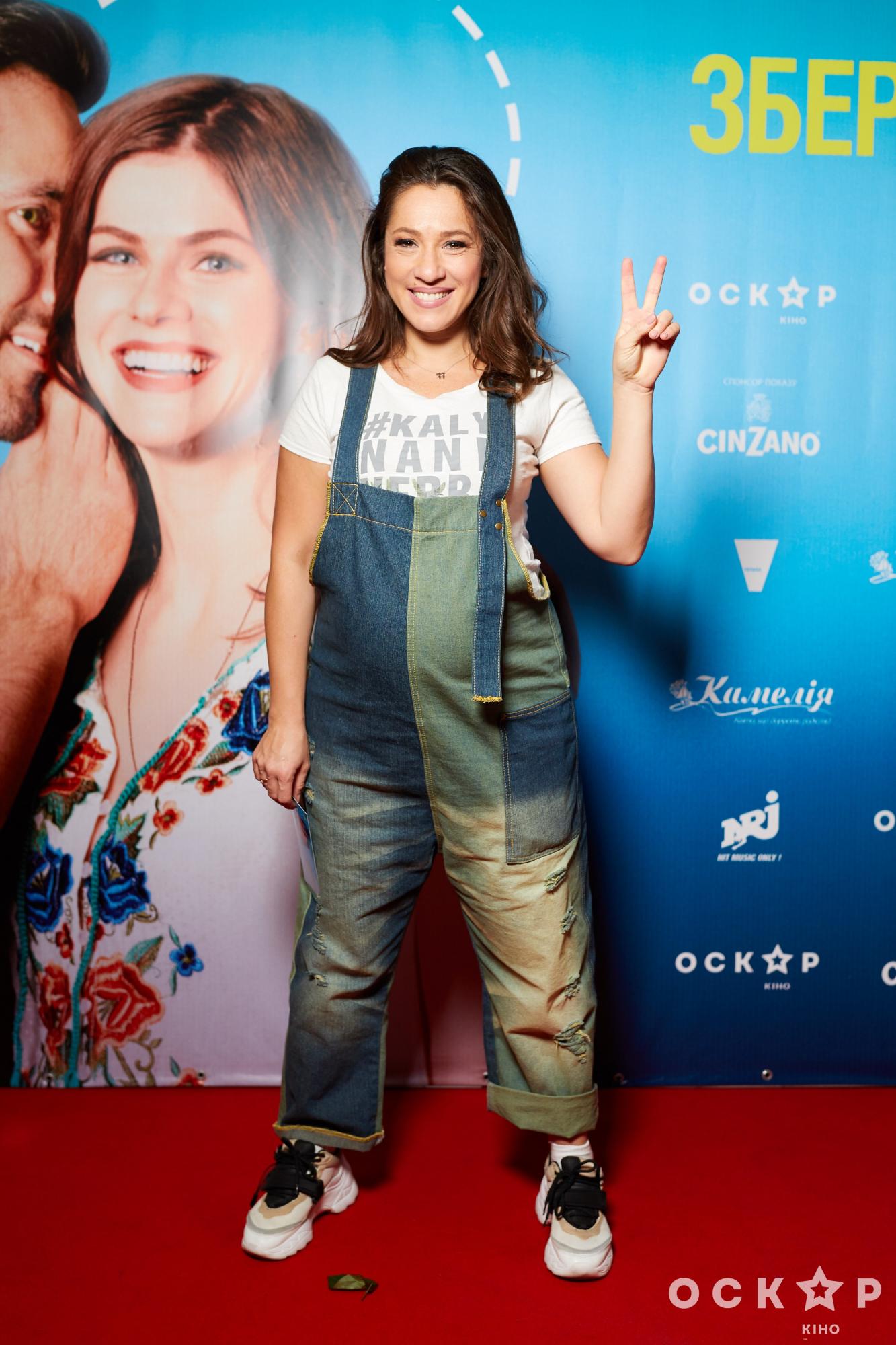 Логунова, Смеюха, Монро и другие звездные гости премьеры &quot;Ты умеешь хранить секреты?&quot;