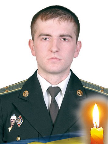 Загиблі у вересні герої: історії на фото українських захисників