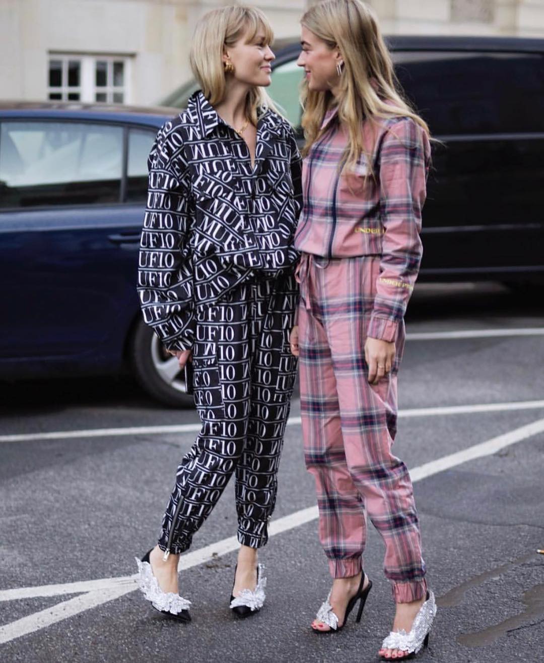 Friends-look: весняний тренд для нерозлучних подружок