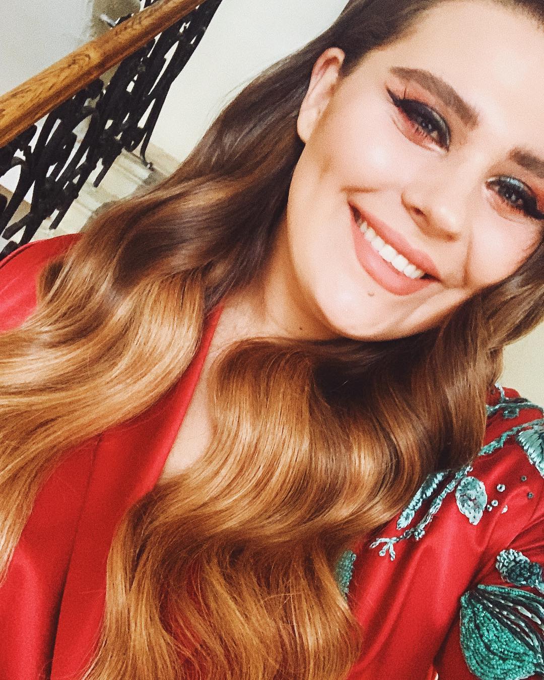 Неожиданно: вокалистка группы KAZKA продемонстрировала гимнастическую растяжку