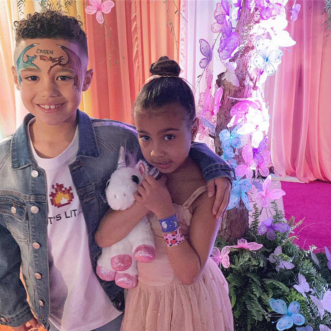 Перспективна пара: у 5-річної доньки Кім Кардашьян з'явився наречений